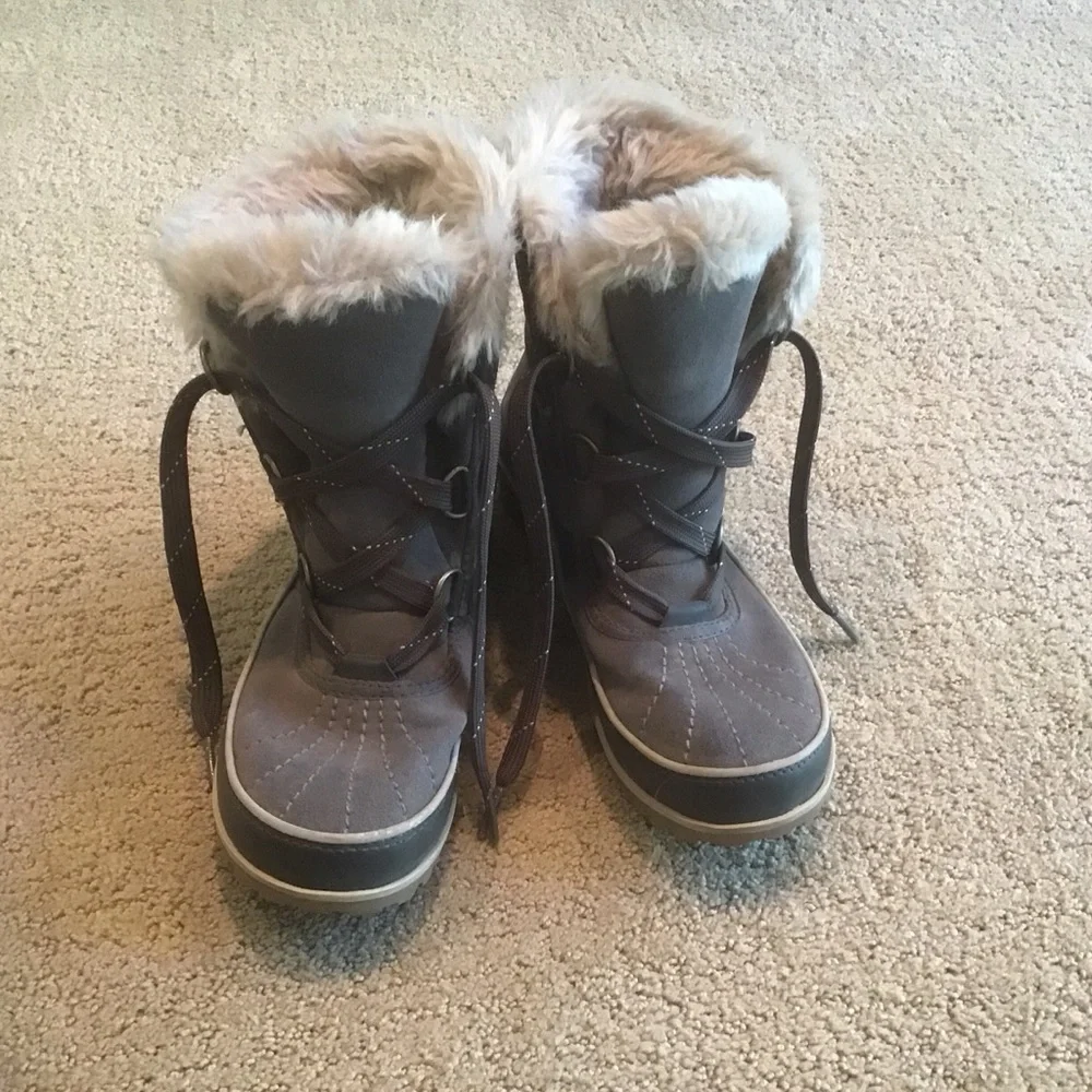 Sorel‎ Tivoli II Charcoal Gray Suede Waterproof Faux Fur Lined Boots 6.5 37.5 LN